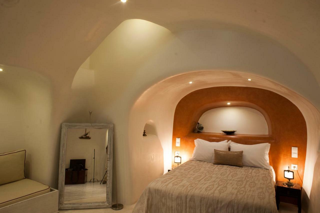 Aparthotel Heliophos Boutique Caves Oia  Esterno foto
